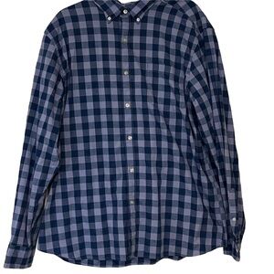 Sonoma mens button front blue checked plaid shirt.  Size XL